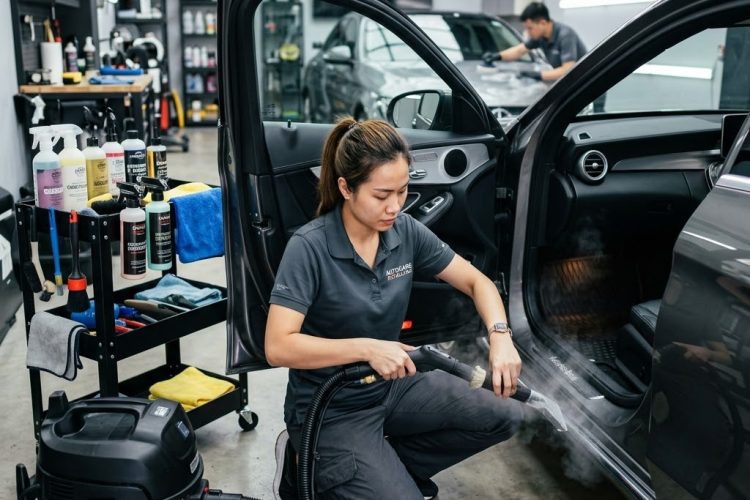Bao Lâu Nên Rửa Xe 1 Lần? Tần Suất Chuẩn Để Xe Luôn Sạch Và Bền Đẹp